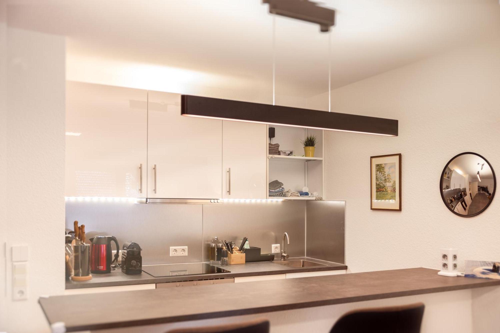 Hochwertig - Ruhig - Parkplatz - 15 Min Zur Messe Apartment ดุสเซลดอร์ฟ ภายนอก รูปภาพ